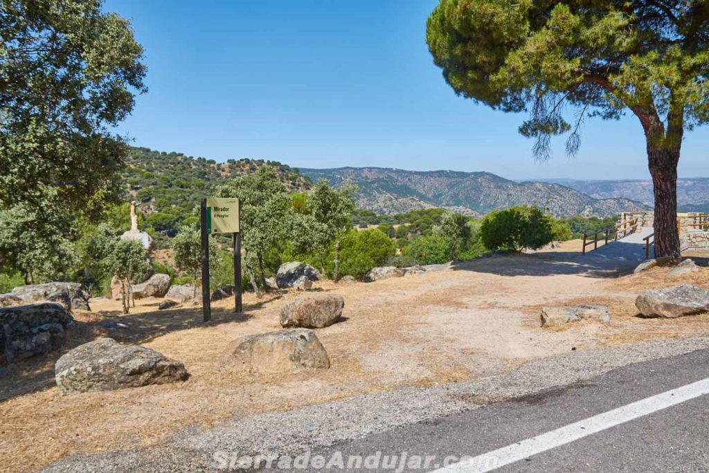 mirador-y-monumento-al-peregrino