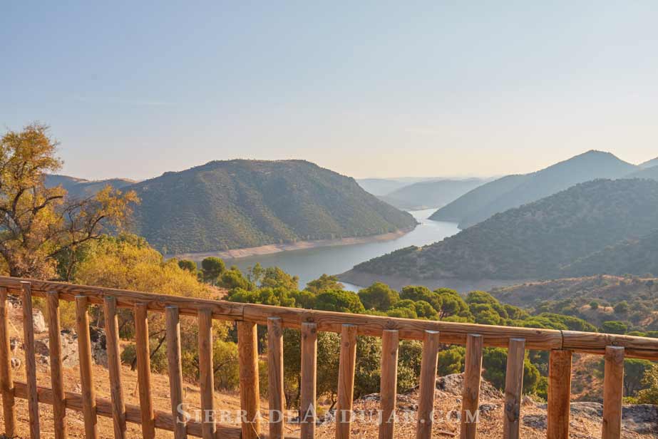 Mirador-embalse-del-jandula-2